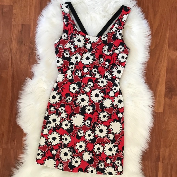 Zara Dresses & Skirts - Floral Zara Dress